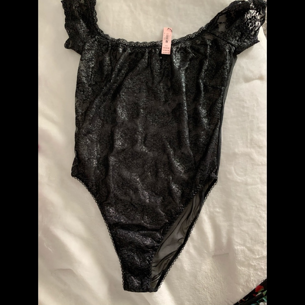 🌺🌺 VICTORIA’S SECRET BODYSUIT 🌺🌺